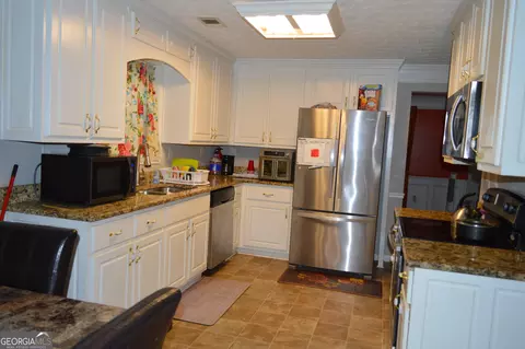 35 Clarion Ct, Covington, GA 30016 photo 9