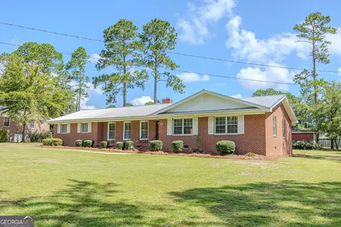 205 Clairmont Dr, Dublin, GA 31021 photo 3