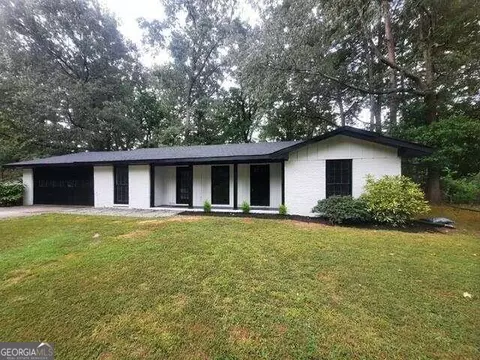 2801 Hickory Ln, Atlanta, GA 30360