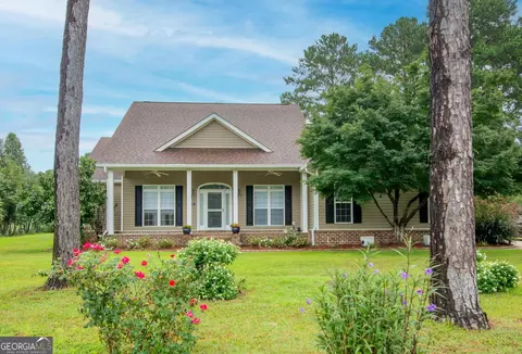 1019 Golf Club Rd, Statesboro, GA 30458