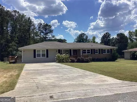 102 Cross Creek Pkwy, Dallas, GA 30157