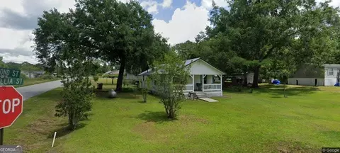 11 2nd St, Richmond Hill, GA 31324