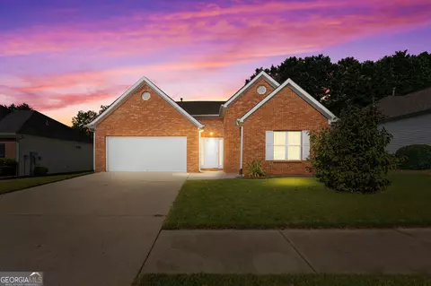 185 Robin Ct, Fayetteville, GA 30215
