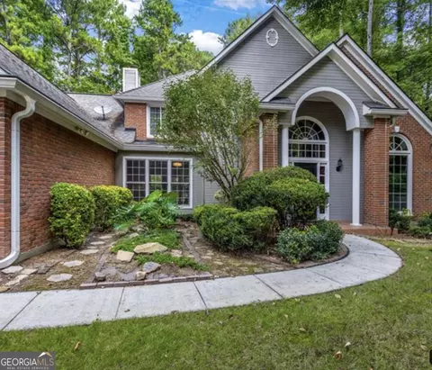 11365 Vedrines Dr, Johns Creek, GA 30022