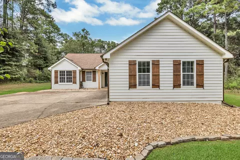 3033 Old Jackson Rd, Locust Grove, GA 30248