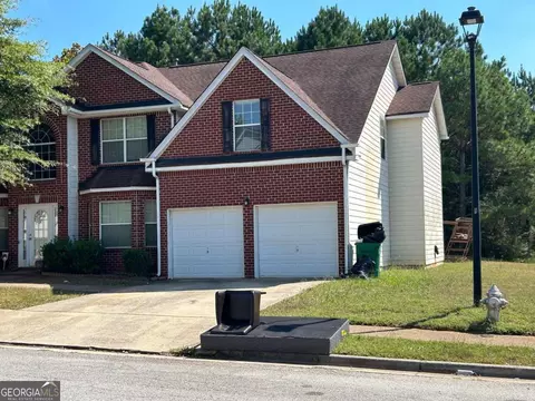 5650 Platte Dr, Ellenwood, GA 30294