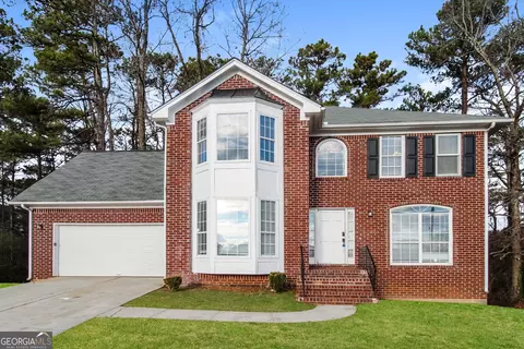 6088 Giles Ct, Lithonia, GA 30058
