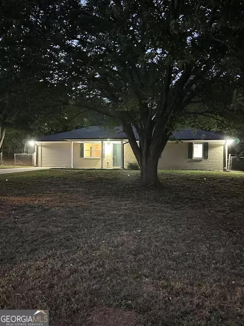 75 Windridge Dr, Covington, GA 30014