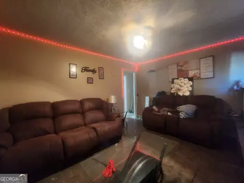402 Springview Dr, Griffin, GA 30223 photo 6
