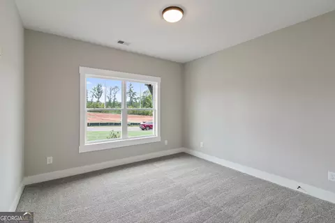 81 Conner Ln, Williamson, GA 30292 photo 6