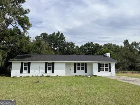 219 Terrace Dr, Dublin, GA 31021