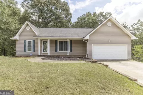 416 Hickory Gln, Centerville, GA 31028