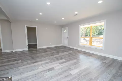 243 Sanders Rd, Lagrange, GA 30240 photo 9