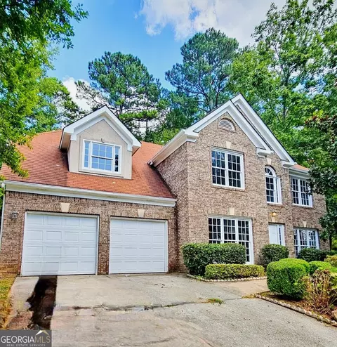 188 Harbor Pointe Dr, Stone Mountain, GA 30087