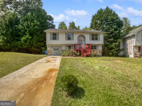 3360 Rebecca Lake Trc, Fairburn, GA 30213