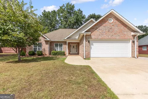 43 Tiffany Ln, Warner Robins, GA 31093