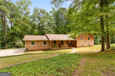 4607 Windsor Dr SW, Smyrna, GA 30082