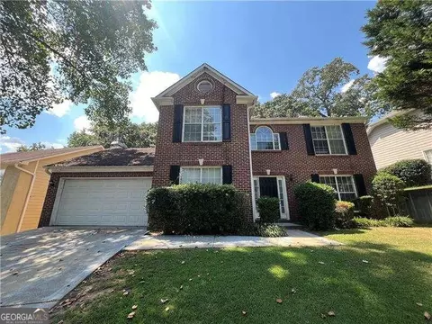 621 Watson Cv, Stone Mountain, GA 30087