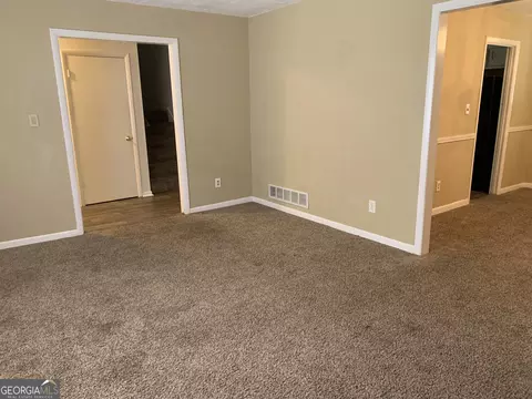 6487 Fleming Rd, Morrow, GA 30260 photo 8