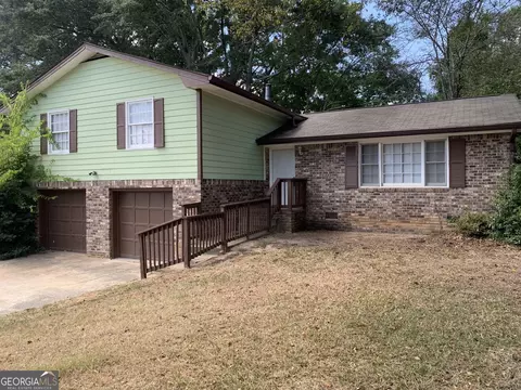 6487 Fleming Rd, Morrow, GA 30260 photo 2