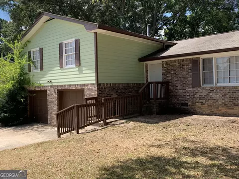 6487 Fleming Rd, Morrow, GA 30260 photo 4