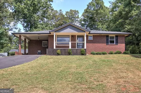 48 Natchi Trl SE, Cartersville, GA 30120