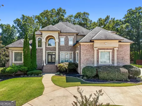 2645 Lake Erma Dr, Hampton, GA 30228
