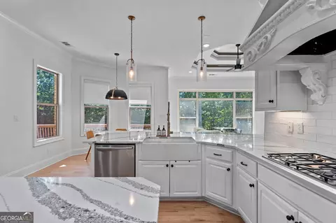 Kitchen - 2645 Lake Erma Dr, Hampton, GA 30228 photo 4 of 6