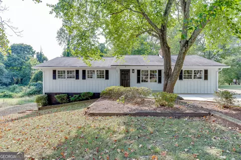 5023 Arthur Ave, Oakwood, GA 30566