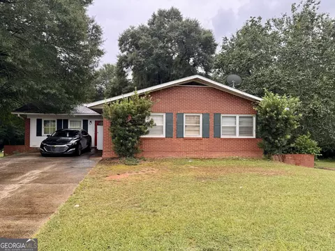103 Register St, Montezuma, GA 31063