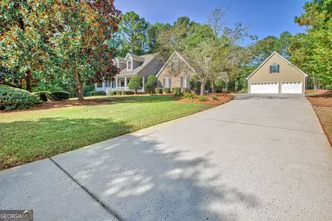 64 Pintail Pt, Senoia, GA 30276
