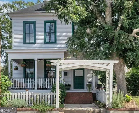 910 Tattnall St, Macon, GA 31201