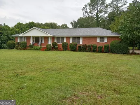 402 Roberson St, Dublin, GA 31021