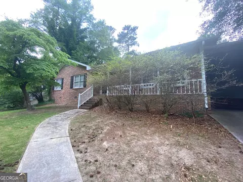 1833 Enid Dr, Lithonia, GA 30058