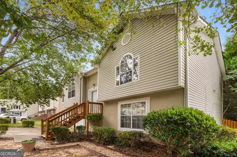 732 Bridgewood Ct, Lithonia, GA 30058