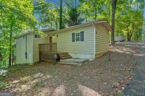 4 Yachting Way, Acworth, GA 30102
