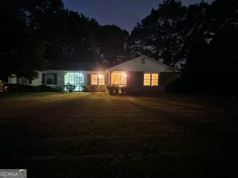 241 Lariat Ln, Ellenwood, GA 30294
