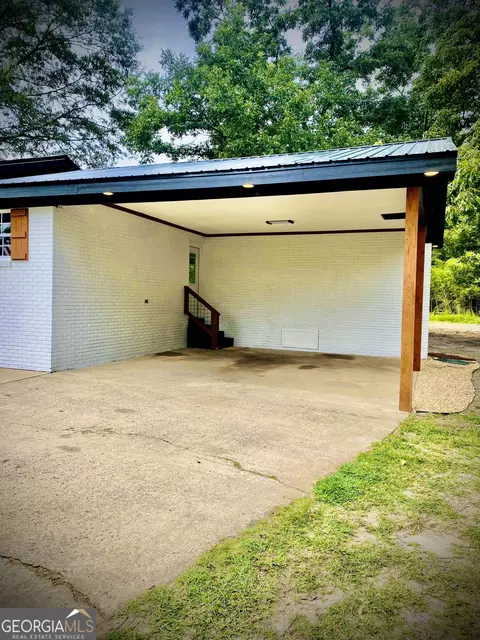106 Plum St, Dublin, GA 31021 photo 5