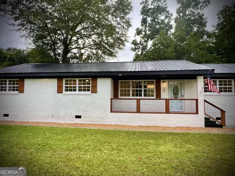 106 Plum St, Dublin, GA 31021 photo 4