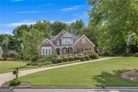 1052 Avery Creek Dr, Woodstock, GA 30188