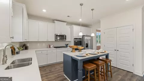 Kitchen - 706 Edgar #148, Hampton, GA 30228 photo 3 of 7