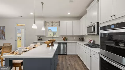 Kitchen - 706 Edgar #148, Hampton, GA 30228 photo 4 of 7