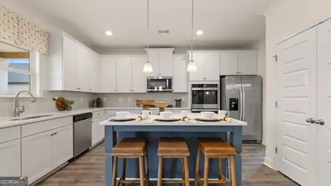 Kitchen - 706 Edgar #148, Hampton, GA 30228 photo 1 of 7