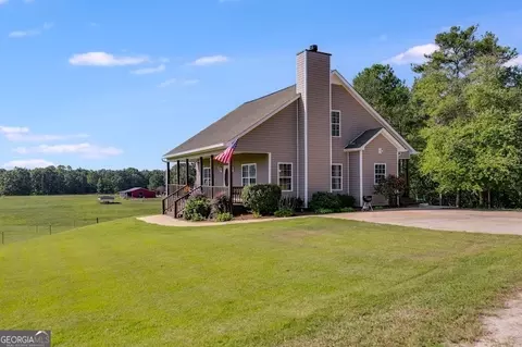 273 Gum Creek Rd, Roopville, GA 30170