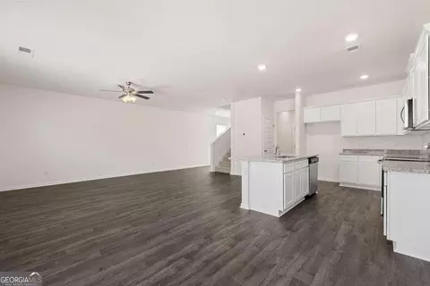 12034 Conrad Cir, Hampton, GA 30228 photo 13