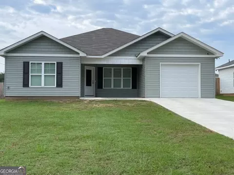 121 Long Pnes, East Dublin, GA 31027