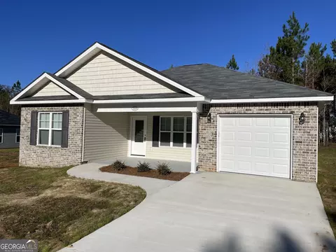 119 Long Pines Cir, East Dublin, GA 31027