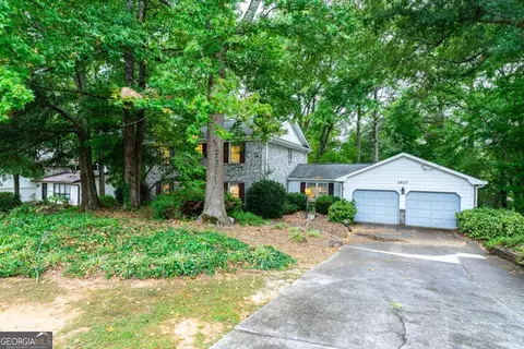 1417 Manchester Ct, Lilburn, GA 30047