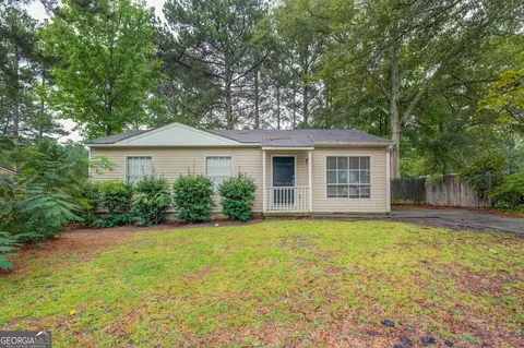 484 Ridgecrest Dr, Riverdale, GA 30274