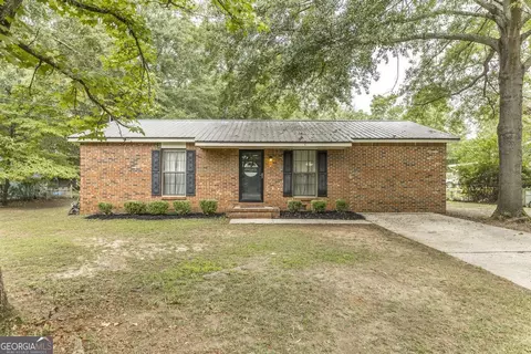 511 Seminole St, Perry, GA 31069
